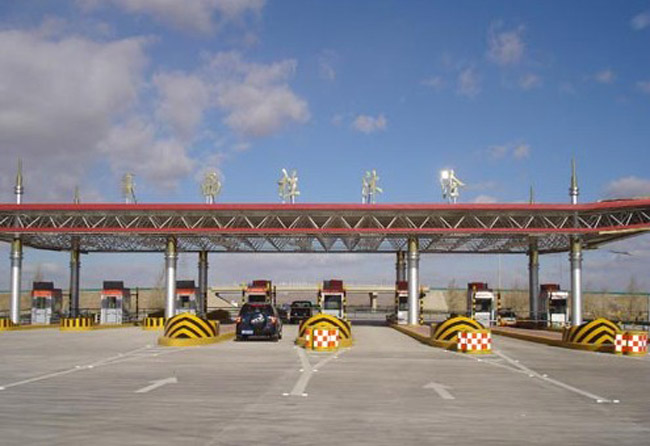 乌兰浩特收费站网架工程